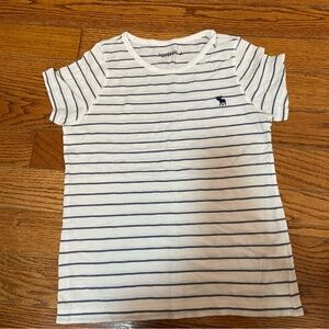 abercrombie soft a&f tee black and white strip size S